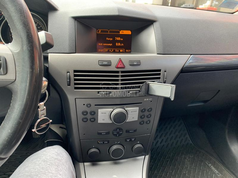 Opel Astra H 1.9 CDTI 16v