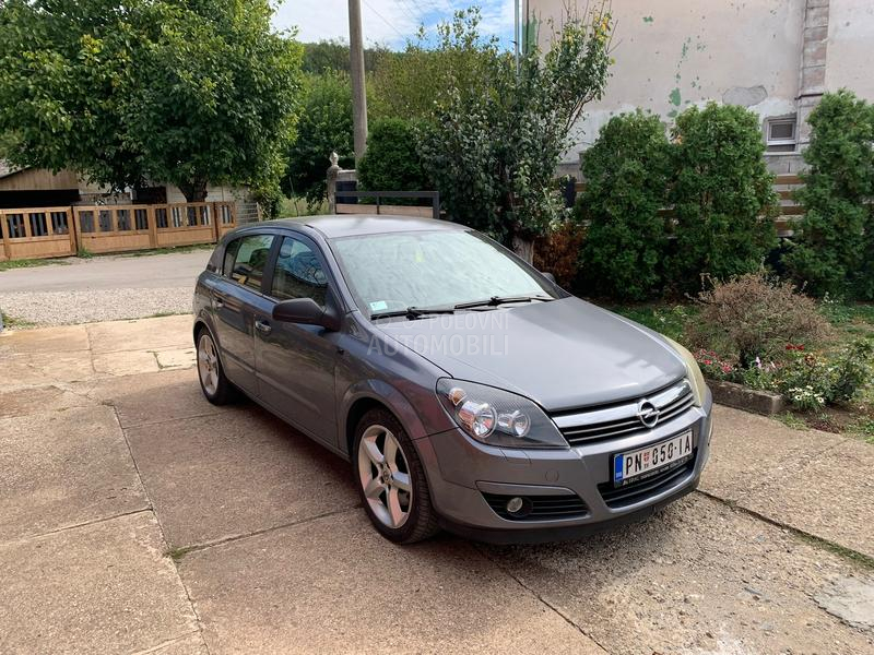 Opel Astra H 1.9 CDTI 16v
