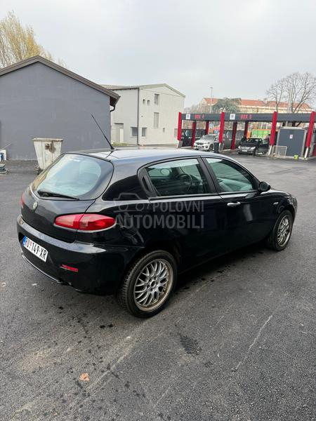 Alfa Romeo 147 1.9 16v