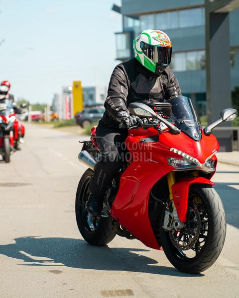 Ducati Supersport S