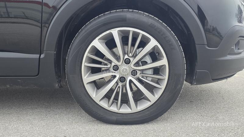 Opel Crossland X  1.2b Vel. Servis