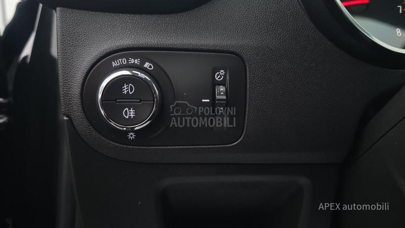 Opel Crossland X  1.2b Vel. Servis