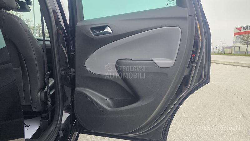 Opel Crossland X  1.2b Vel. Servis