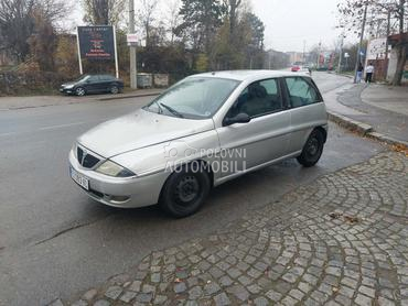 Lancia Ypsilon 