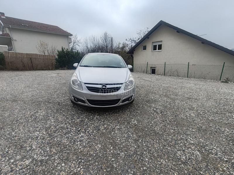 Opel Corsa D 1.3
