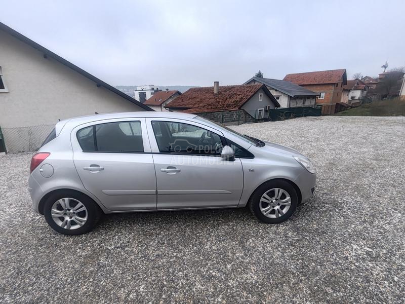 Opel Corsa D 1.3