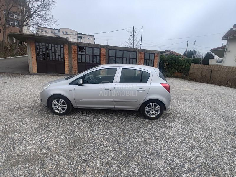 Opel Corsa D 1.3