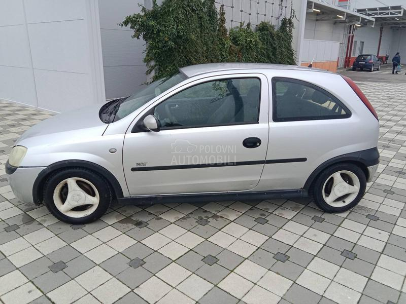 Opel Corsa C 1.0B  Kliima