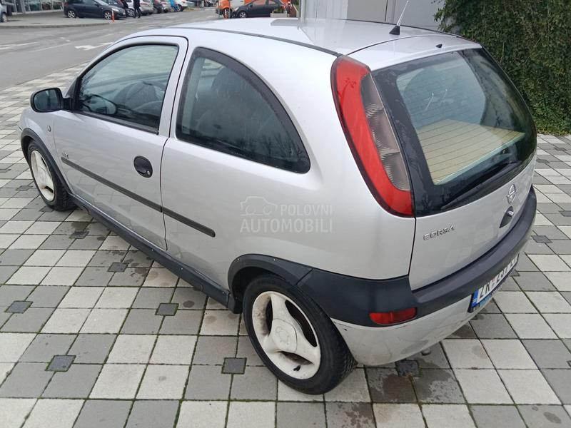 Opel Corsa C 1.0B  Kliima