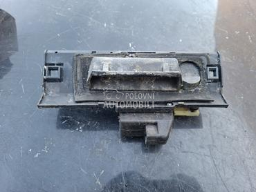 kvaka gepek vrata za Peugeot 206