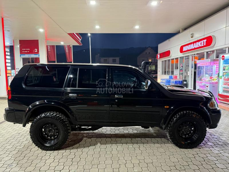 Mitsubishi Pajero Sport 