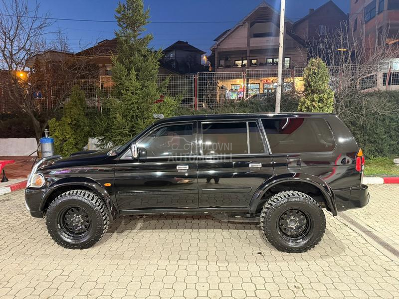 Mitsubishi Pajero Sport 