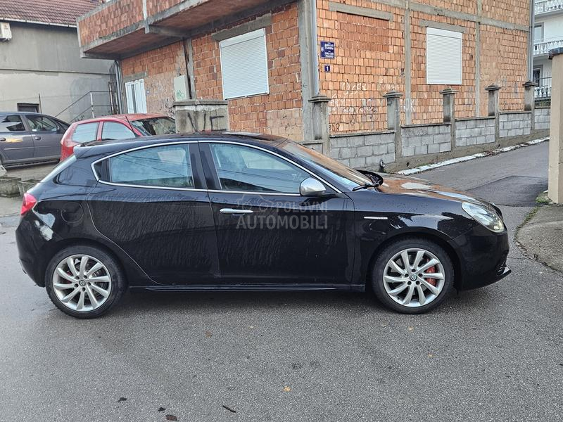 Alfa Romeo Giulietta 