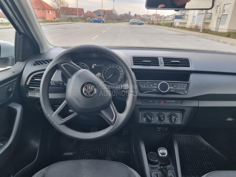 Škoda Fabia 1.0