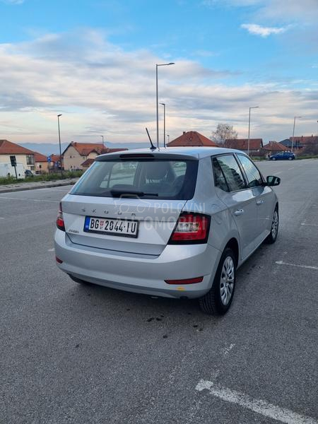 Škoda Fabia 1.0