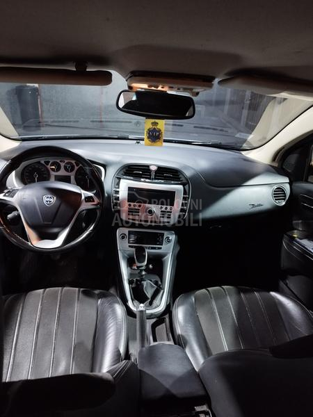 Lancia Delta 1.6 mjet