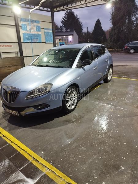 Lancia Delta 1.6 mjet