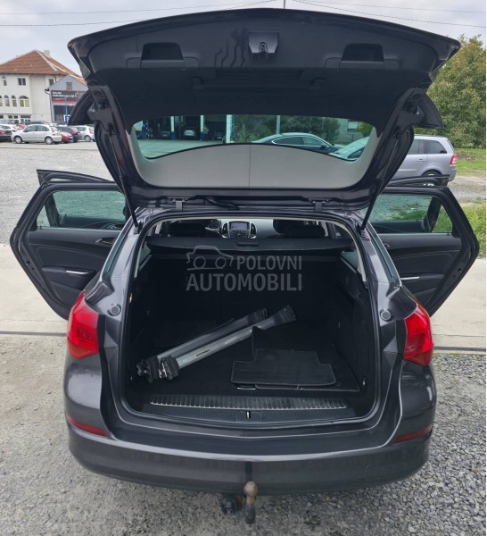 Opel Astra J 1.7 CDTI N.A.V.I