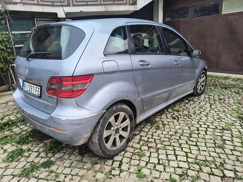 Mercedes Benz B 200 2.0