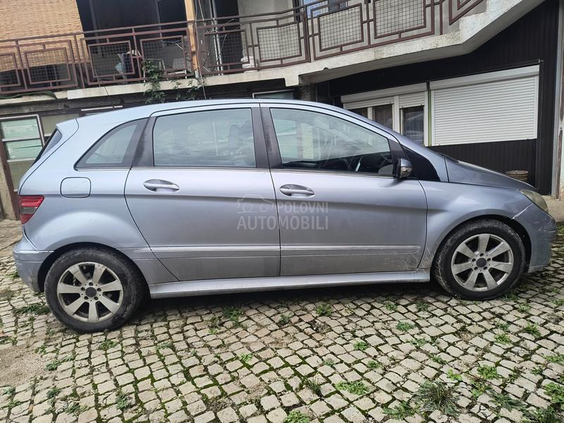 Mercedes Benz B 200 2.0