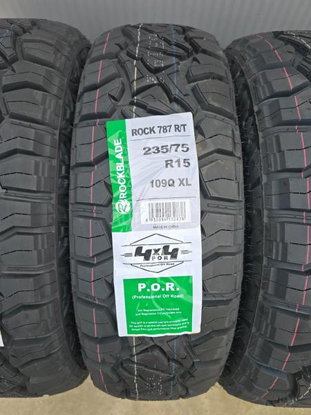 ROCKBLADE 235/75 R15 Letnja