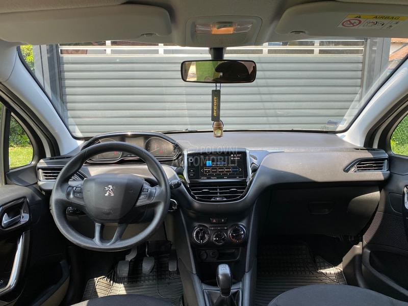 Peugeot 208 1.5