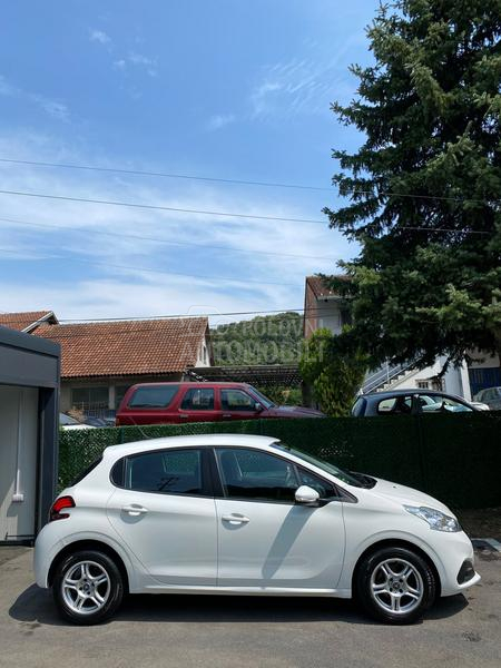 Peugeot 208 1.5