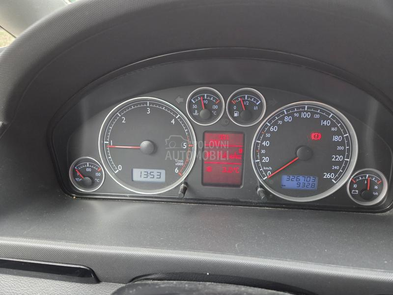 Volkswagen Sharan 2.0 TDI/ 7 SED T O P