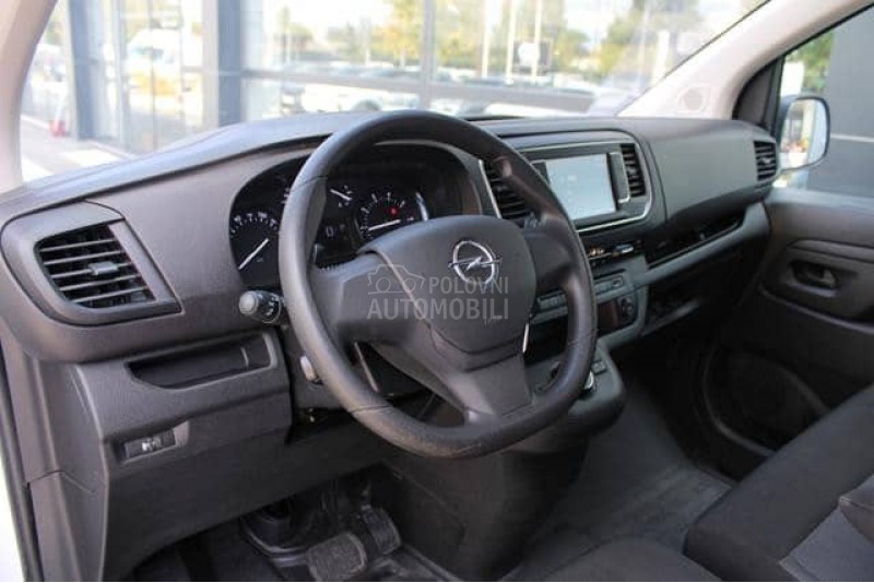 Opel Vivaro 2.0 L 180 A 8