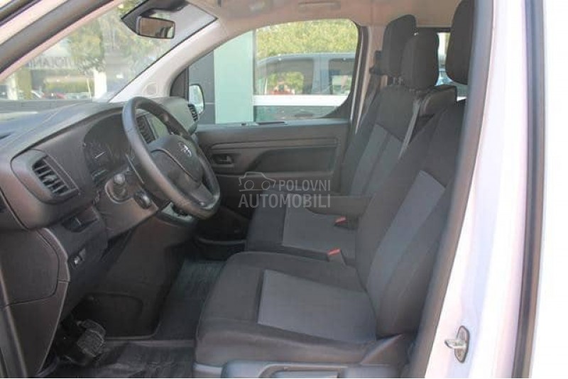 Opel Vivaro 2.0 L 180 A 8