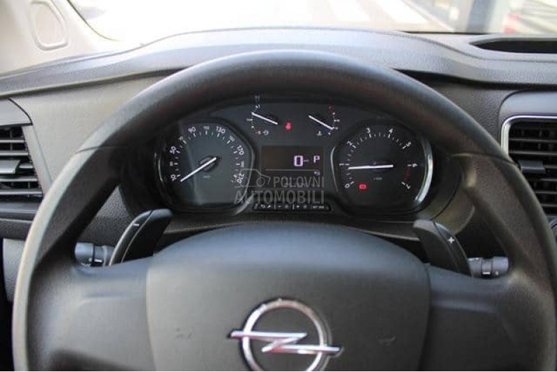 Opel Vivaro 2.0 L 180 A 8