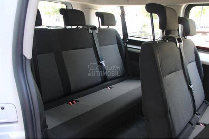 Opel Vivaro 2.0 L 180 A 8