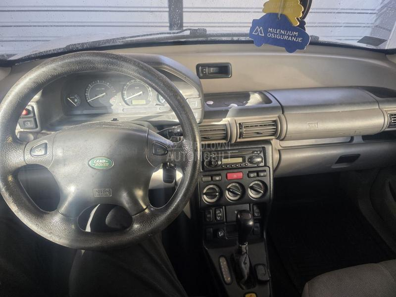 Land Rover Freelander 