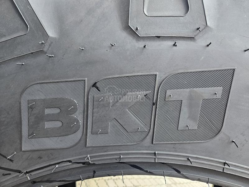 BKT 20.8/ R38