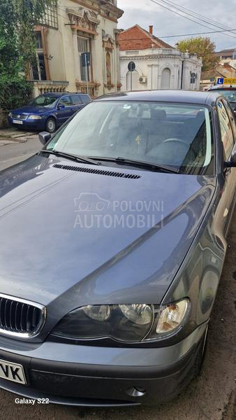 BMW 320 