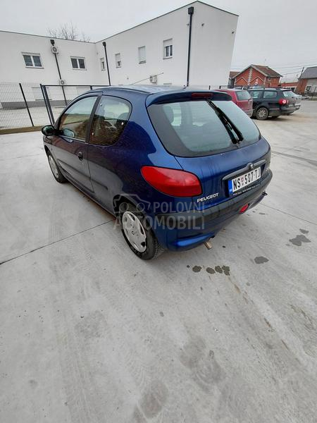 Peugeot 206 