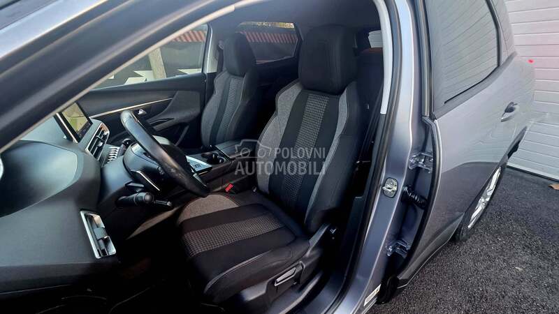 Peugeot 3008 1.6BLUHDI NOV