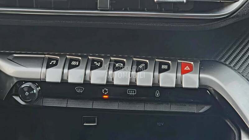 Peugeot 3008 1.6BLUHDI NOV