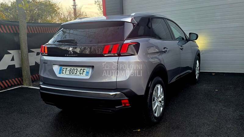 Peugeot 3008 1.6BLUHDI NOV