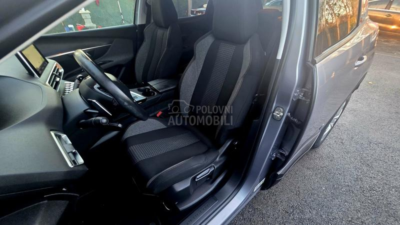Peugeot 3008 1.6BLUHDI NOV