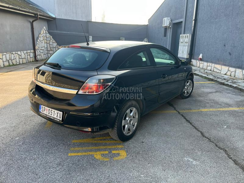 Opel Astra H GTC