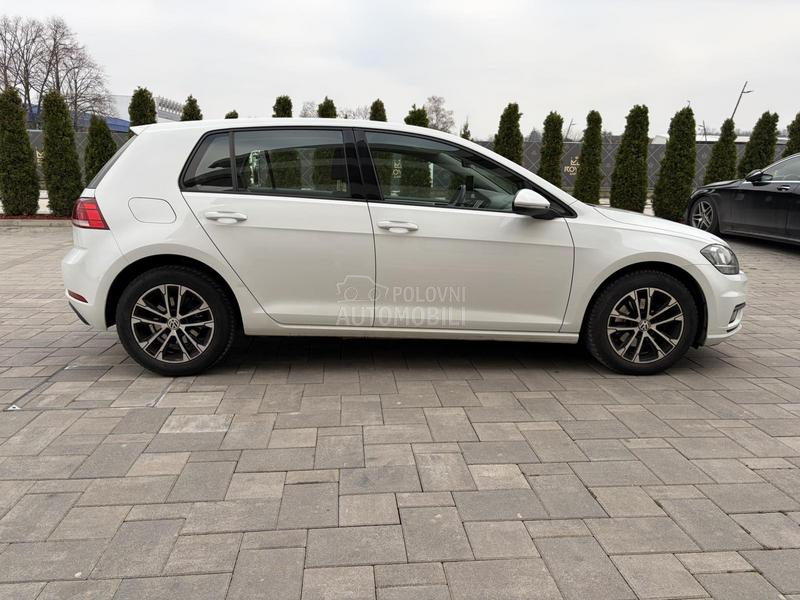 Volkswagen Golf 7 1.6