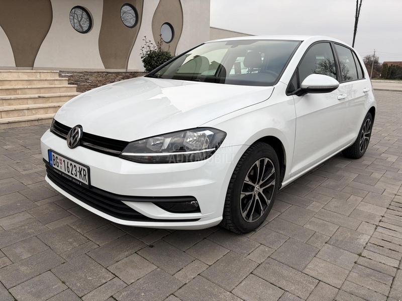 Volkswagen Golf 7 1.6