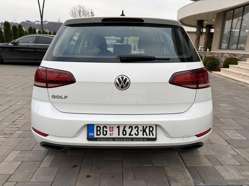 Volkswagen Golf 7 1.6