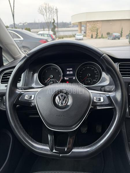 Volkswagen Golf 7 1.6