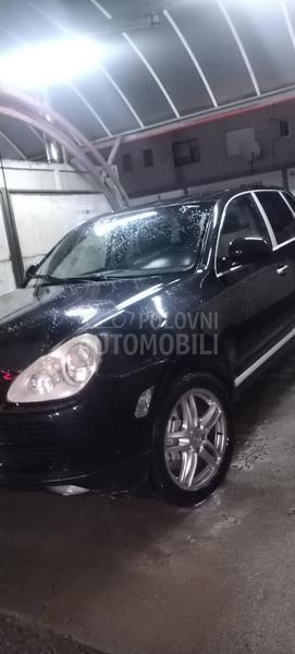 Porsche Cayenne 4.5s