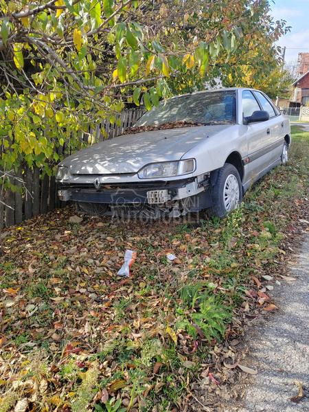 Renault Safrane 