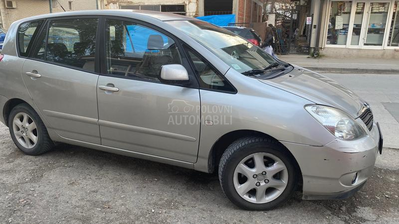 Toyota Corolla Verso 