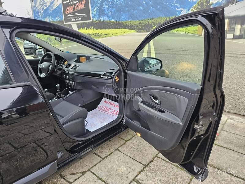 Renault Megane 1.5 D C I / n a v i