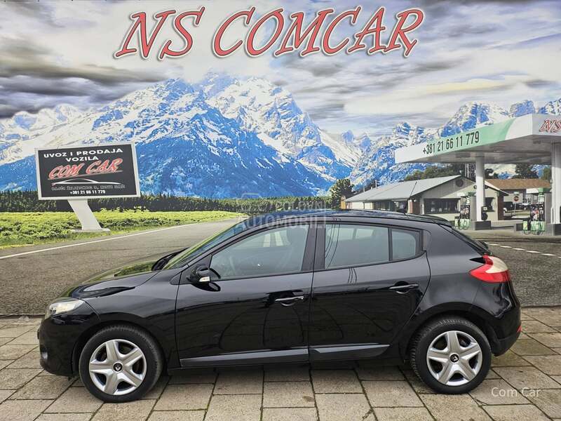 Renault Megane 1.5 D C I / n a v i